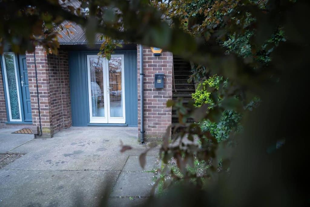 Cosy Hideaway In Nottingham Apartment Exterior photo